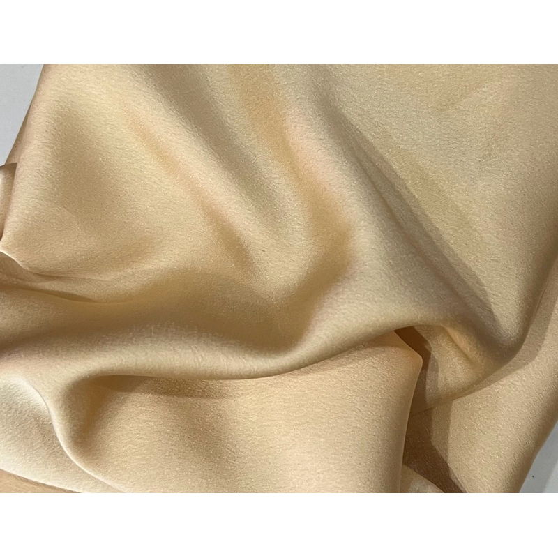 Da sáng satin