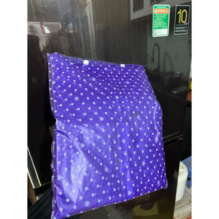 ( ÁO MƯA CHẤT DẺO DAI - CÓ KHOÁ ) Áo mưa bộ hình chấm bi, chất liệu nhựa Pvc dẻo dai rất dày