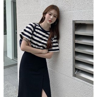 Set bộ áo thun croptop kẻ phối chân váy bút chì style Hàn A1421