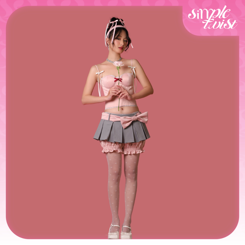 Ảnh Set áo hồng Corset ANTOINETTE phối chân váy xếp ly xám độc đáo, hiện đại - Simple Twist 3