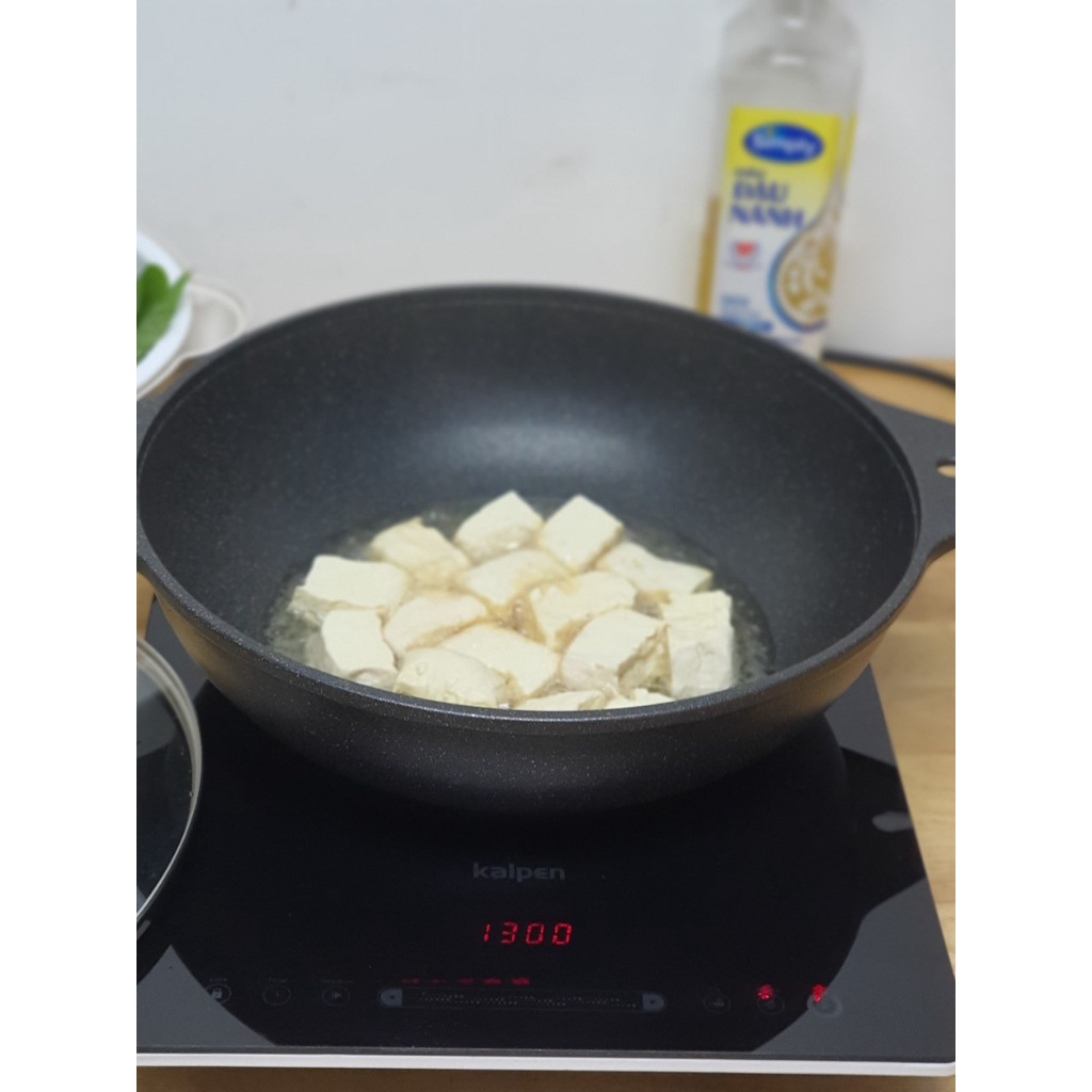 Chảo chống dính sâu lòng vân đá cao cấp Bennix 32cm đun,xào,chiên, rán - Hàng chính hãng