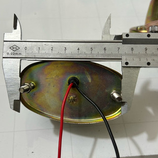 Đèn soi biển số sắt dùng cho xe tải, xe khách điện 12v 24v.