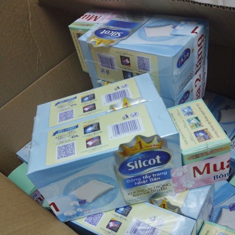 BỘ 2 GÓI BÔNG TẨY TRANG SILCOT 82 MIẾNG NHẬT BẢN