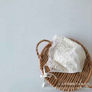 Mũ Ren Viền Hoa 2 Lớp Thoáng Khí Có Dây Sành Điệu Cho Bé