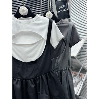 Sét áo thun trơn khoét ngực mix Yếm xòe Hót Trend9( Ảnh thật chụp trải sàn)