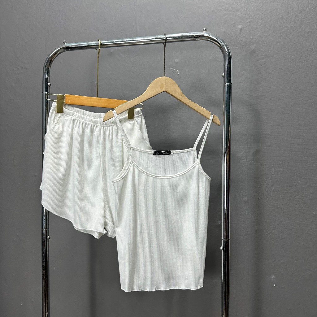 Bộ Đồ Ngủ Bigsize Nữ,Set Áo 2 Dây Và Quần Đùi Vải Gân Tăm Phom Rộng Mặc Thoải Mái SET31