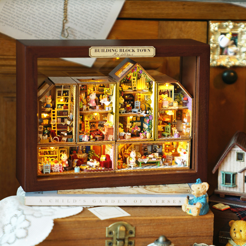 Ảnh Mô hình nhà gỗ, nhà búp bê DIY Thị trấn Mini CUTEROOM 2