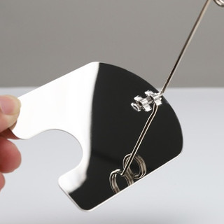 Kẹp để bàn inox dùng để kẹp cài tấm quảng cáo hoặc menu nhà hàng