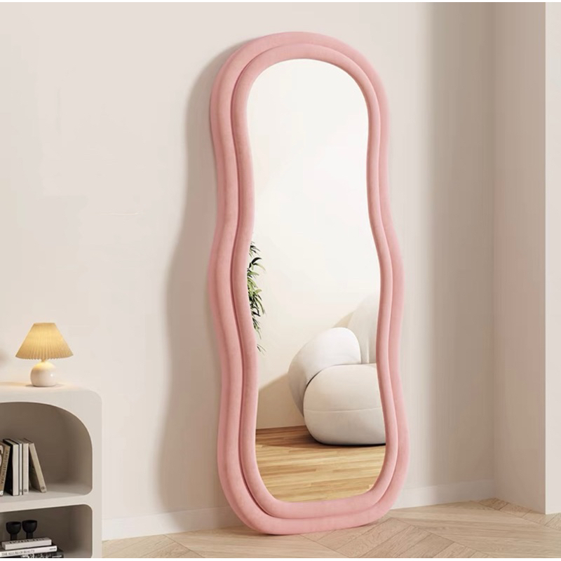 Gương Soi Toàn Thân Bọc Nỉ Hình Củ Lạc, Lượn Sóng Nhẹ Decor Phòng