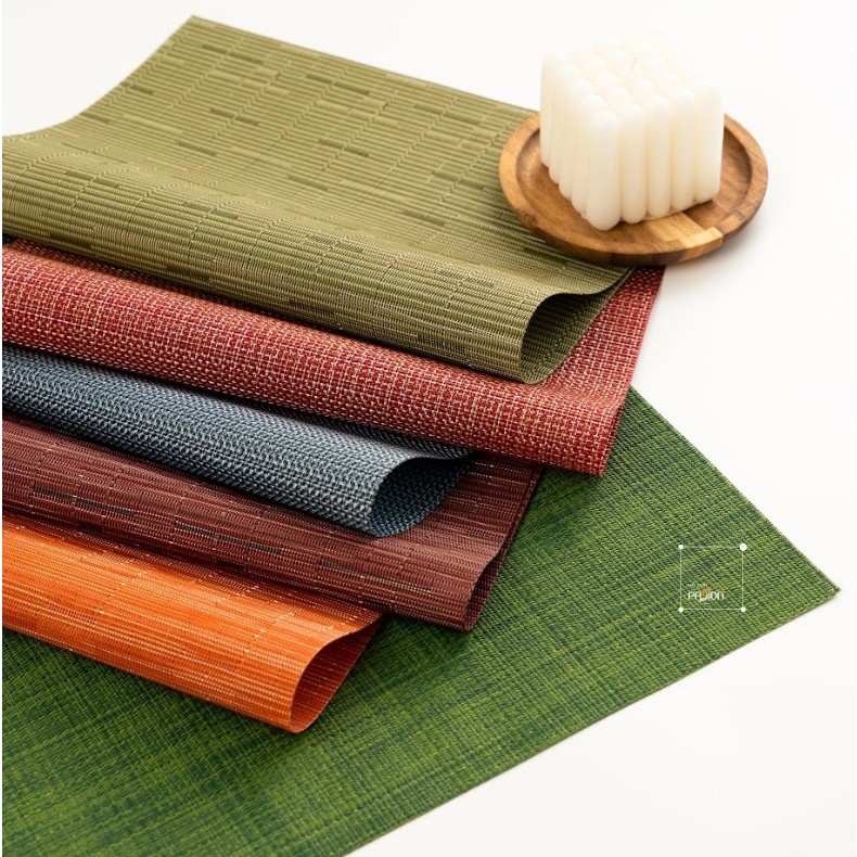 Tấm Lót Bàn Ăn Placemat PVC Trang Trí Bàn Ăn Nhà Hàng, Khách Sạn Họa Tiết Gân Trơn, Sọc Trắng Đen Phong Cách Phương Tây