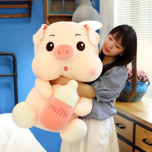 Gấu Bông Heo Ôm Bình Sữa CỠ ĐẠI , Gối Ôm Chất Nỉ Nhung Co Giãn Mềm Mịn - 100% Bông Tinh Khiết