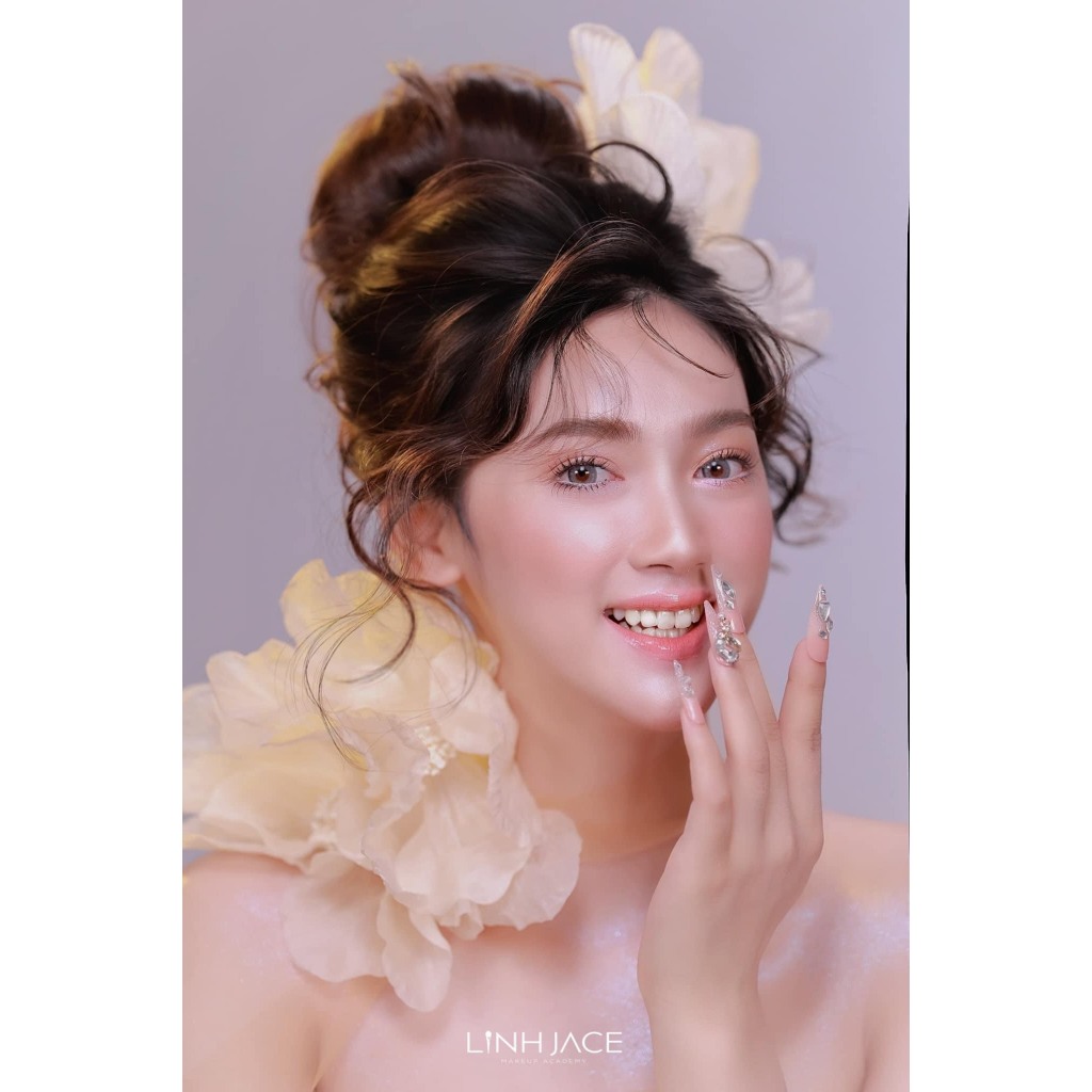 Lens y tế cấp ẩm 20h sử dụng HEBE GRAY 14.0 giãn nhẹ Hàn Quốc Eyeblink(Giảm giá 35k khách hàng mới )