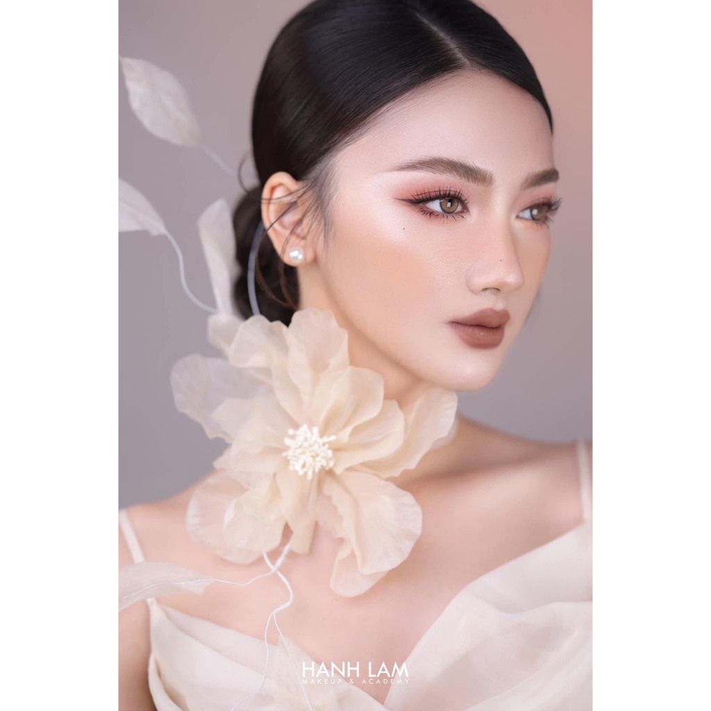 Lens y tế cấp ẩm HEBE BROWN cấp ẩm cho mắt nhạy cảm ( Giảm giá 35k khách hàng mới ) Eyeblink