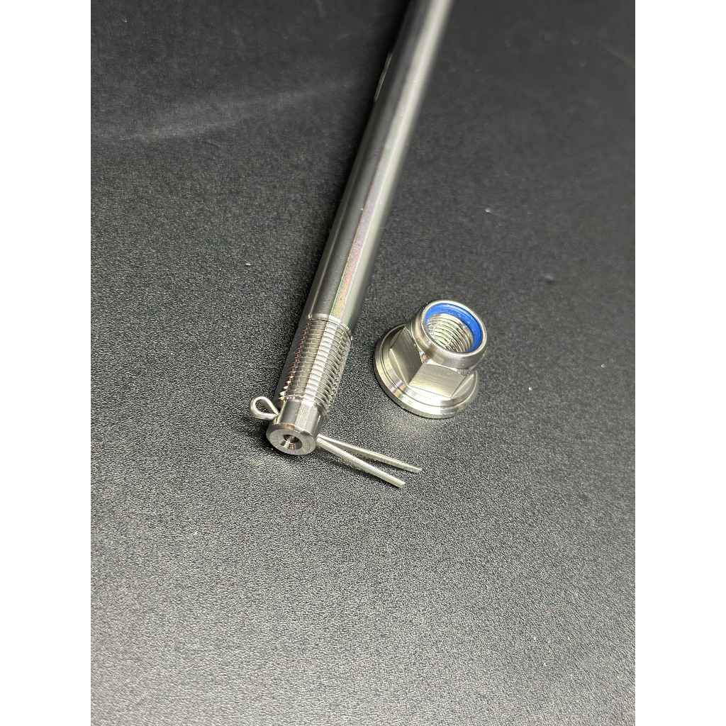 Cốt đặc CNC nguyên khối inox 304 - thương hiệu TPS giúp tạo điểm nhấn cho xe trở nên sáng bóng