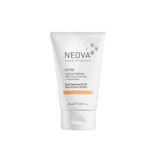 Kem Chống Nắng Phổ Rộng Bảo Vệ Da Dành Cho Body Và Mặt Neova Active SPF 43 89ml