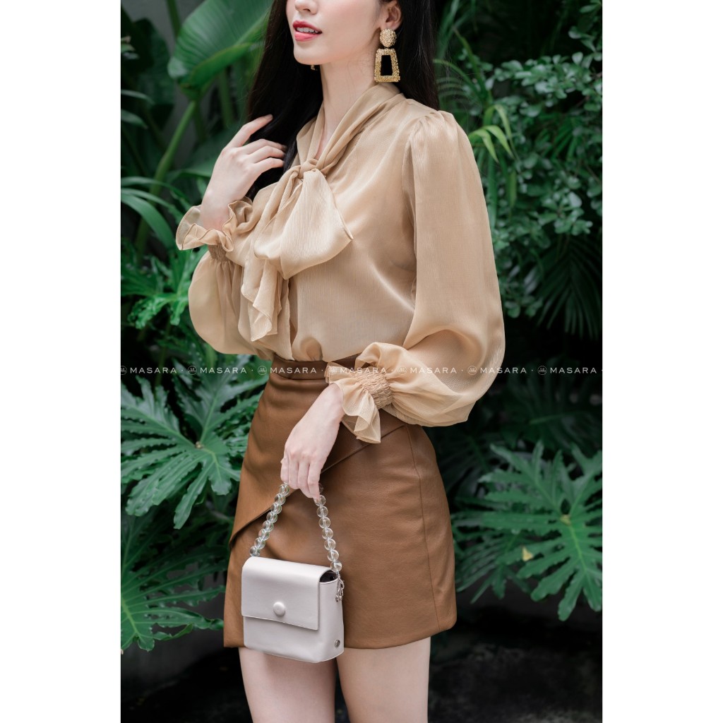 Áo MASARA tơ gân mềm mại màu nude cột nơ