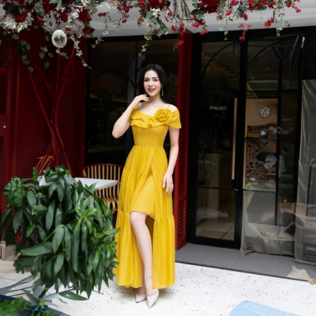Váy Maxi Trễ Vai Thiết Kế Cài Hoa Dáng Xòe Phong Cách Đi Biển Du Lịch