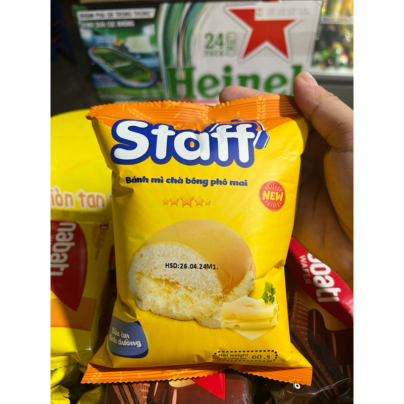 BÁNH MÌ CHÀ BÔNG PHÔ MAI STAFF ( lốc 10 cái ) | Shopee Việt Nam