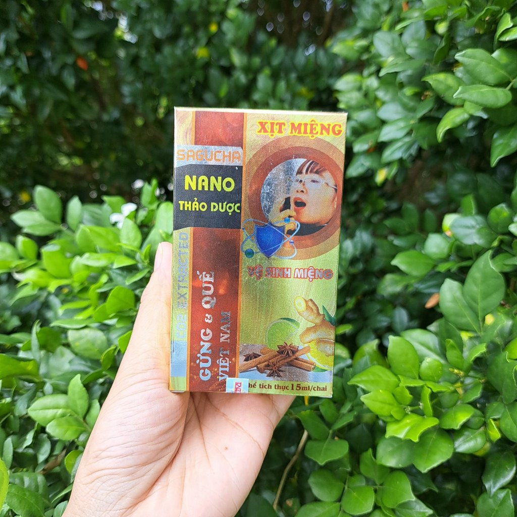 Tinh dầu nano thảo dược Xịt miệng Sagucha (15ml)