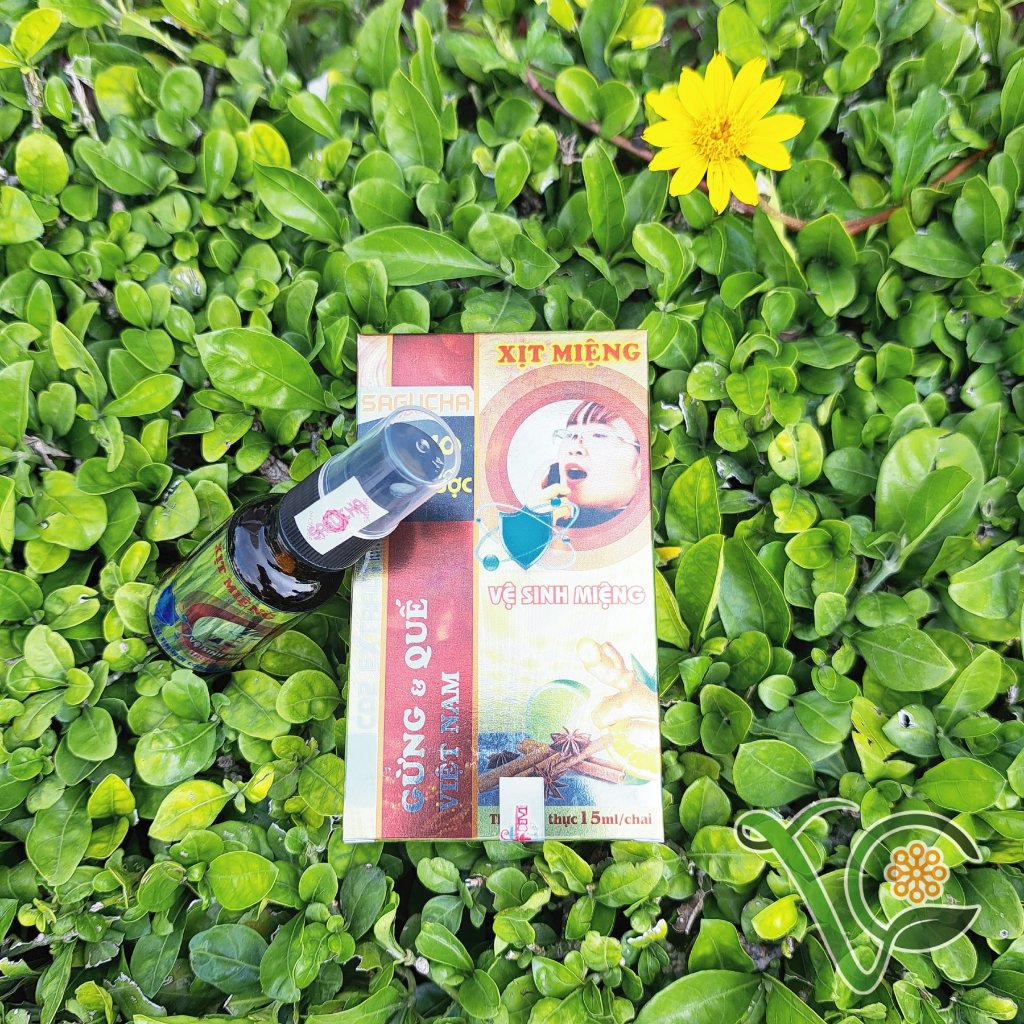 Tinh dầu nano thảo dược Xịt miệng Sagucha (15ml)