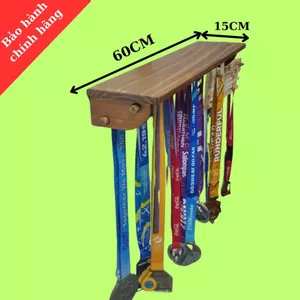 Kệ treo huy chương, kệ treo tường, để cúp lưu niệm Trung Mỹ decor treo đươc 60 huy chương.
