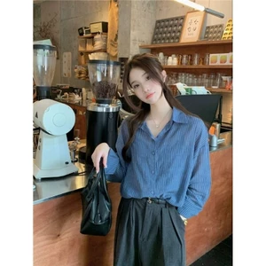 sơ mi kẻ kèm ảnh thật tương đương size S