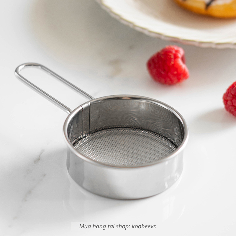 Dụng Cụ Rây Bột Inox Thành Cao KOOBEE Có Tay Cầm Làm Bánh Vắt Chanh Rây Cafe Cacao Matcha | 049
