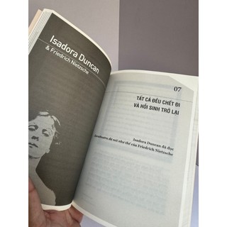 Sách - Thư Viện Của Những Thần Tượng - Những danh nhân nghệ sĩ nổi tiếng đã đọc cuốn sách nào khi họ còn trẻ