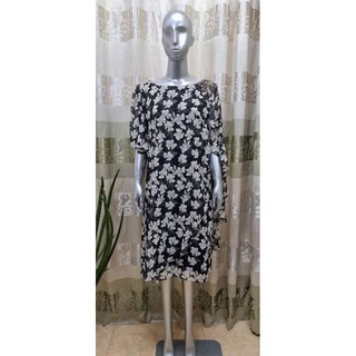 Đầm dự tiệc chiffon hoa trắng đen vai đính đá FIESTA size M