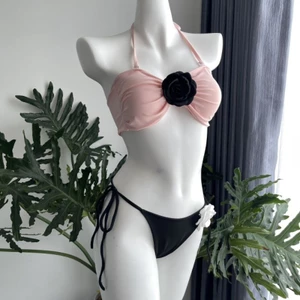 Bikini 2 Mảnh Phối Hoa Hot Nhất Hiện Nay – Đồ Bơi Xinh Xắn