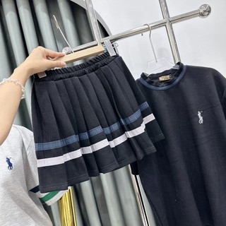 Set Bộ Đồ Nữ Áo Phông Phối Viền Cổ Tay Thêu Ngựa Ngắn Tay Mix Chân Váy Xếp Ly Viền Dây Màu Freesize