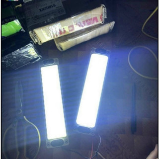 Đèn thùng, đèn led trần xe COB dùng chung điện 12v và 24v.