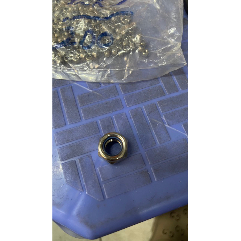 ecu khoá- tán khoá có zoăng pu (inox )m3-4-5-6-8-10-12(gói 10c ...