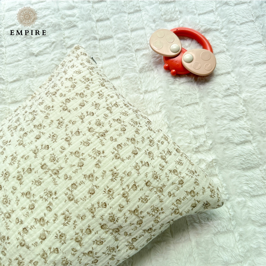 Vỏ gối nằm mềm êm EMPIRE chất vải xô muslin mềm mịn cho bé có khóa kéo giúp bé ngủ ngon - EMPIRE | Bedding & Decor