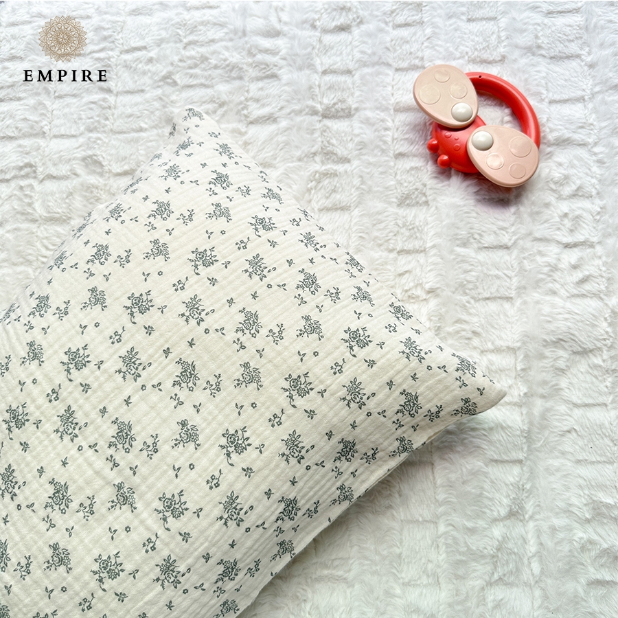 Vỏ gối nằm mềm êm EMPIRE chất vải xô muslin mềm mịn cho bé có khóa kéo giúp bé ngủ ngon - EMPIRE | Bedding & Decor