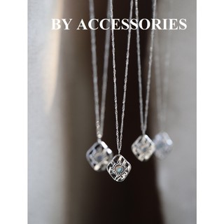Dây chuyền nữ titan không gỉ mặt vát lõm không đều khảm đá xà cừ Labradorite tự nhiên màu xám ánh trăng WN2450