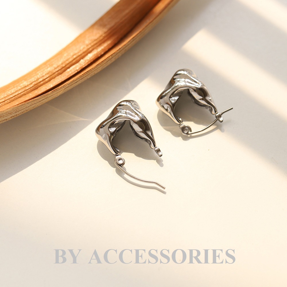 Bông tai nữ titan tạo hình khối lỏng đông đặc không gỉ WE2435 BY ACCESSORIES