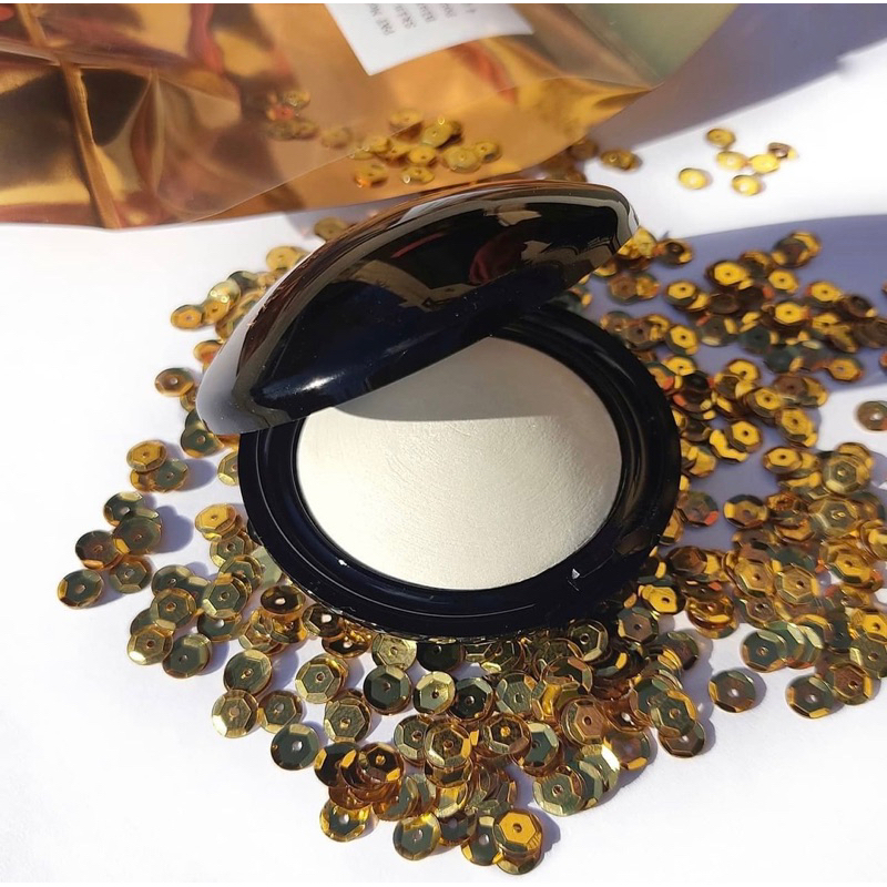 Phấn phủ Pat McGrath Sublime Perfection Blurring Under-Eye Setting Powder