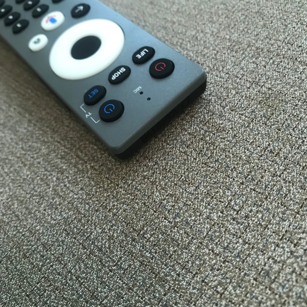 Điều khiển đầu thu FPT, Remote FPT play mặt xám hàng mới - Tặng kèm pin !