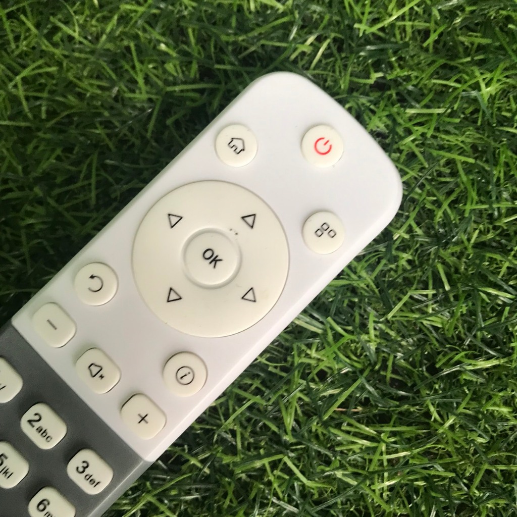 Điều khiển đầu thu fpt, Remote FPT Play 1900 6600 màu trắng hàng mới 100%