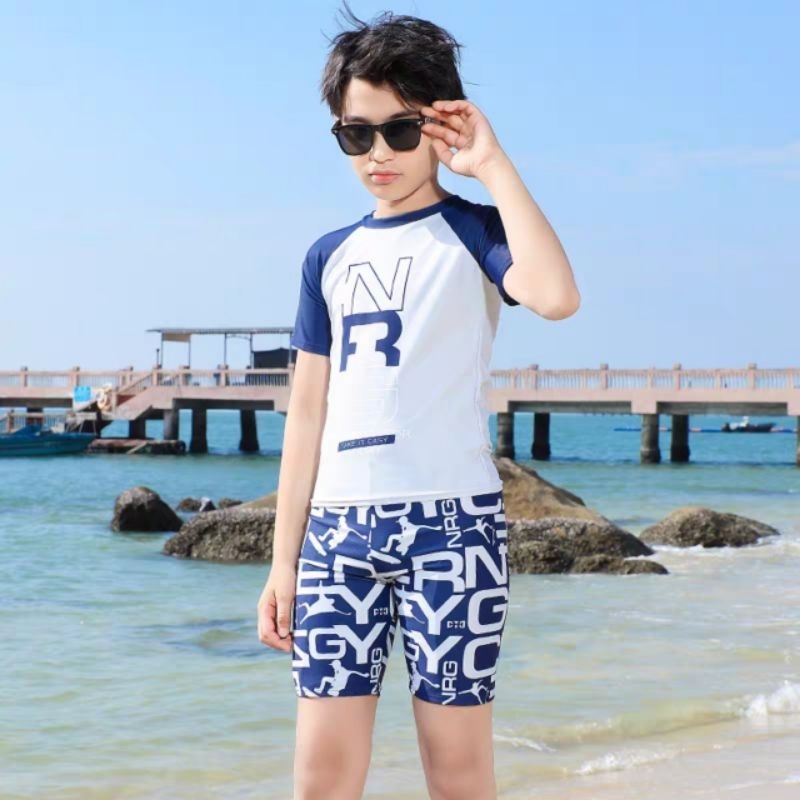 Bộ đồ bơi , bộ quần áo tắm cho bé size từ 24-48kg thiết kế ngắn tay , chống nắng khi bơi