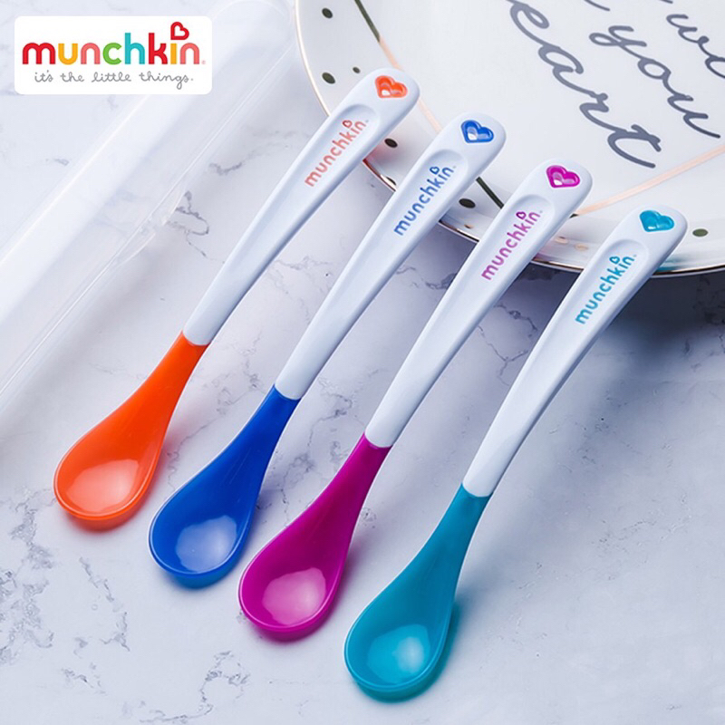 Thìa báo nóng/Thìa báo nhiệt Munchkin cho bé