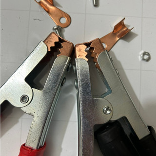 Kẹp bình ắc quy thép không rỉ loại to 15 cm (Giá 1 đôi)