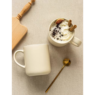Cốc sứ có quai kiểu Mohem men mờ dáng basic dung tích 420ml dùng uống nước, trà, coffe, gốm sứ Bát Tràng  - LÀNG GỐM