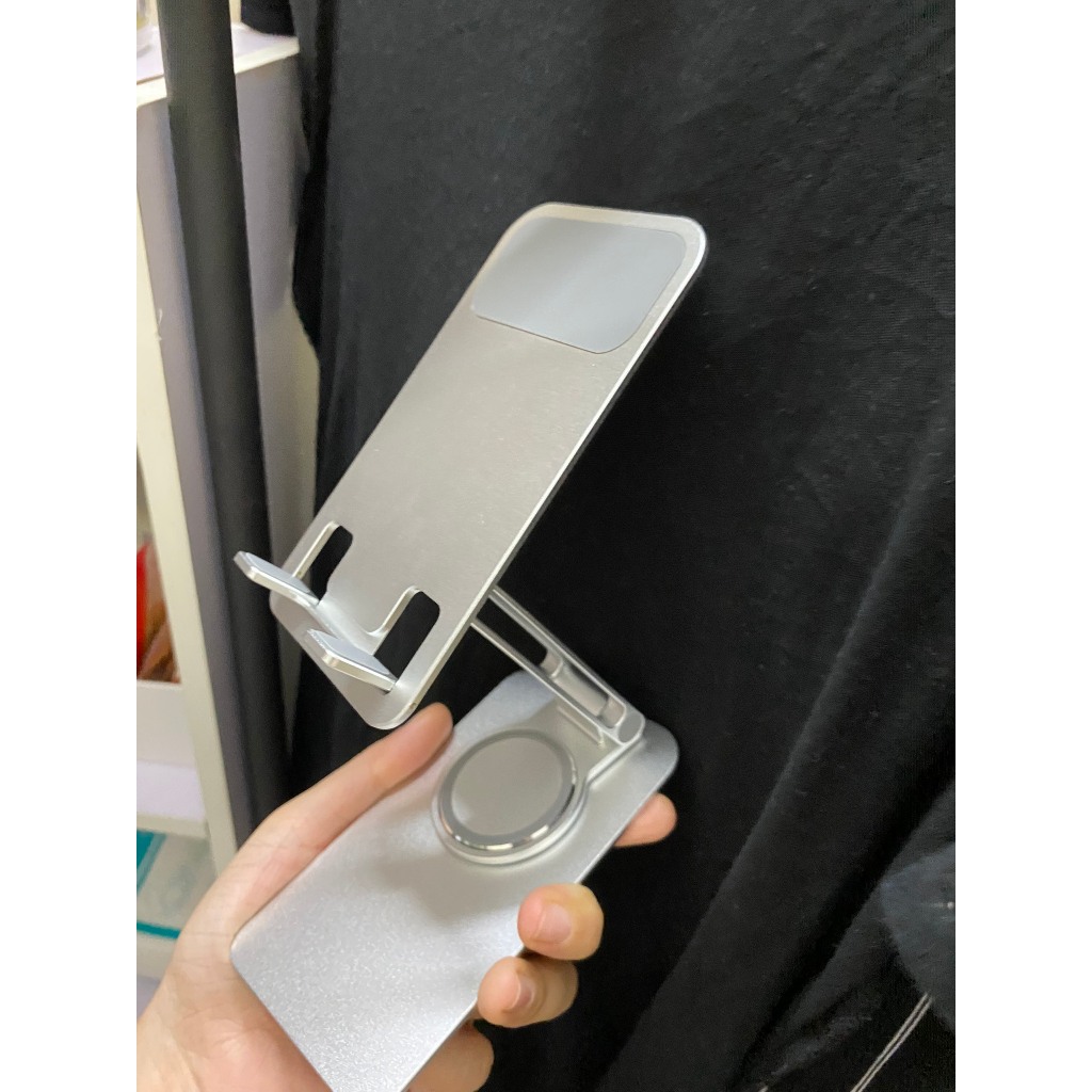 Giá đỡ điện thoại có thể điều chỉnh góc nghiêng, có chân xoay 360 độ tiện lợi