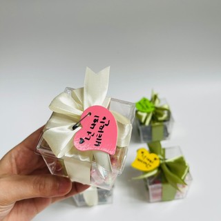 Hộp điều ước gồm 50 viên nang chữa lành, ruy băng và tag trái tim xinh xắn làm quà tặng