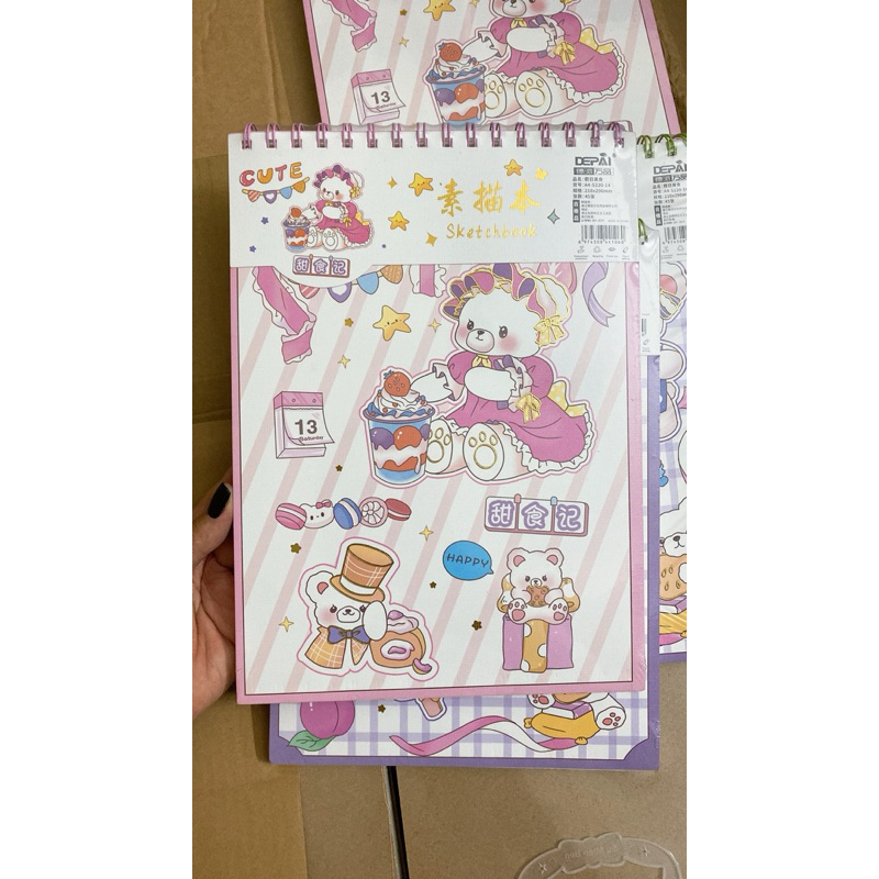 Sổ vẽ, sổ Sketchbook A4 gáy lò xo bìa cứng họa tiết dễ thương (50 tờ / 100 trang)