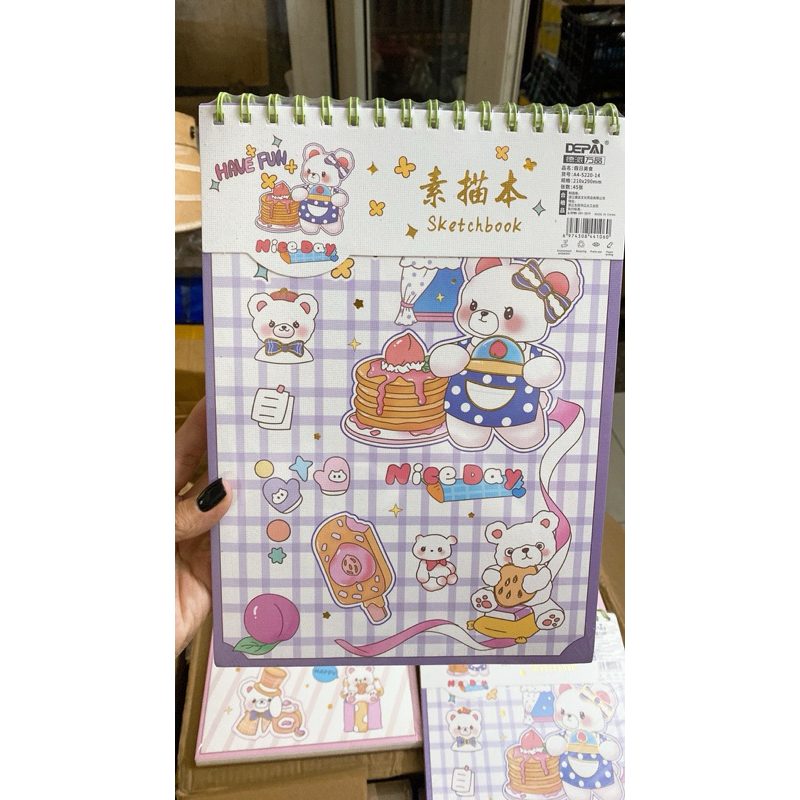 Sổ vẽ, sổ Sketchbook A4 gáy lò xo bìa cứng họa tiết dễ thương (50 tờ / 100 trang)