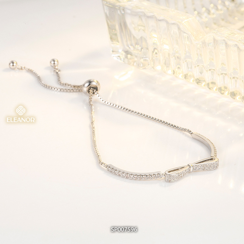 Vòng tay nữ dây rút Eleanor Accessories mặt hình nơ đính đá phụ kiện trang sức lắc tay 7596