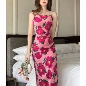 Đầm hai dây hoa hồng ôm eo xẻ 1 bên A1603